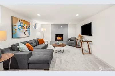 210 N 115th Street, Seattle, WA 98133 - Photo 25