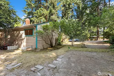 15825 76th Place NE, Kenmore, WA 98028 - Photo 3