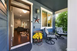 18817 Village Pkwy E, Bonney Lake, WA 98391 - Photo 3