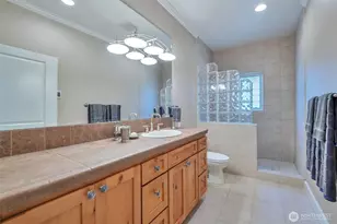302 Noblecliff Pl, Langley, WA 98260 - Photo 13
