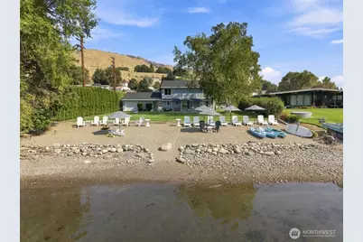 663 Riverside Drive, Pateros, WA 98846 - Photo 3
