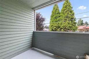 8816 Nesbit Ave N, Seattle, WA 98103 - Photo 15