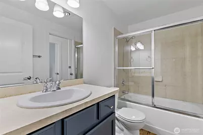 8816 Nesbit Avenue N #101, Seattle, WA 98103 - Photo 7