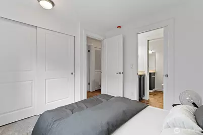 8816 Nesbit Avenue N #101, Seattle, WA 98103 - Photo 9