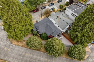 7520 Linden Ave N, Seattle, WA 98103 - Photo 31