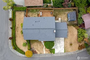 14859 NE 13th St, Bellevue, WA 98007 - Photo 35