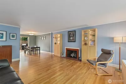 14859 NE 13th Street, Bellevue, WA 98007 - Photo 9