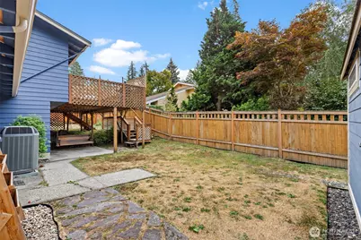 14859 NE 13th Street, Bellevue, WA 98007 - Photo 31