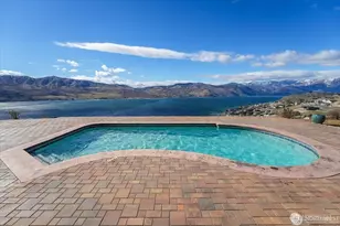 333 Highpoint Pl, Chelan, WA 98816 - Photo 1