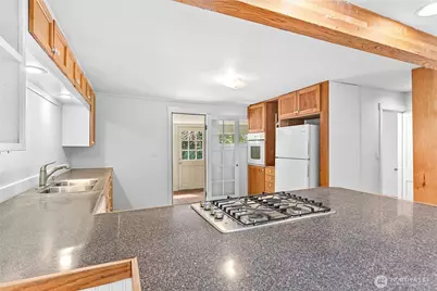 2140 Harris Avenue, Bellingham, WA 98225 - Photo 9