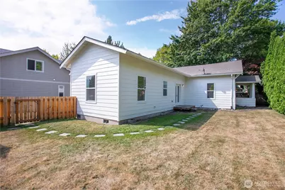 2140 Harris Avenue, Bellingham, WA 98225 - Photo 1