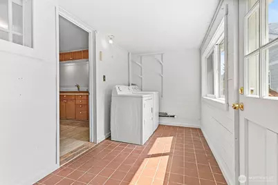 2140 Harris Avenue, Bellingham, WA 98225 - Photo 27