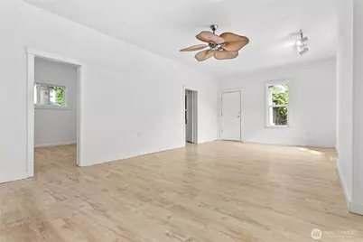 2140 Harris Avenue, Bellingham, WA 98225 - Photo 5