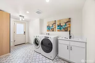 210 N 115th St, Seattle, WA 98133 - Photo 35