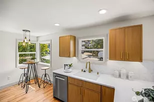 210 N 115th St, Seattle, WA 98133 - Photo 13
