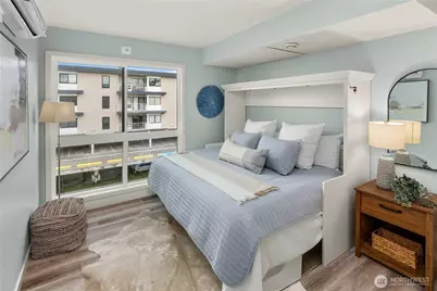 6401 Lake Washington Boulevard NE #307, Kirkland, WA 98033 - Photo 13
