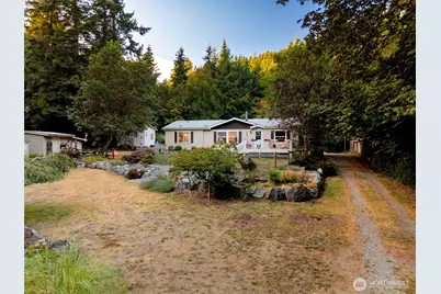 7037 Holiday Boulevard, Anacortes, WA 98221 - Photo 1