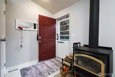 7037 Holiday Boulevard, Anacortes, WA 98221 - Photo 9