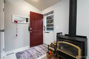 7037 Holiday Blvd, Anacortes, WA 98221 - Photo 9