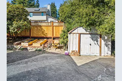 10247 Hamilton Place NW, Silverdale, WA 98383 - Photo 7