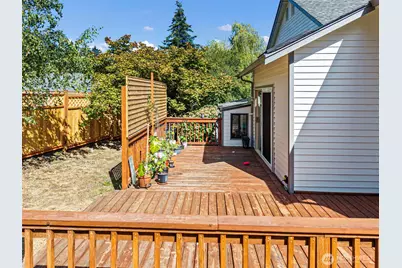 10247 Hamilton Place NW, Silverdale, WA 98383 - Photo 9