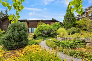 722 NE Vineyard Ln, Bainbridge Island, WA 98110 - Photo 31
