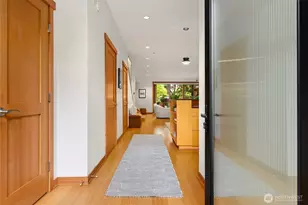 722 NE Vineyard Ln, Bainbridge Island, WA 98110 - Photo 3