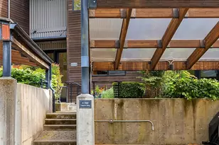 722 NE Vineyard Ln, Bainbridge Island, WA 98110 - Photo 33