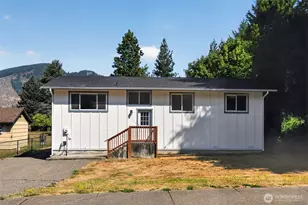 620 Westlake Ave, Morton, WA 98356 - Photo 1