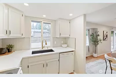 15304 SE 179th Street S, Renton, WA 98058 - Photo 11
