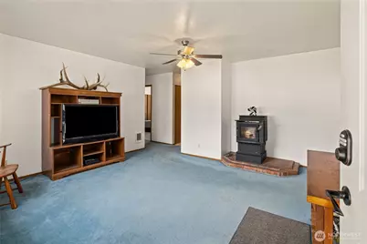 323 Madison Avenue, South Cle Elum, WA 98943 - Photo 5