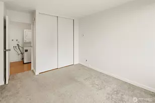 2100 3rd Ave, Seattle, WA 98121 - Photo 23