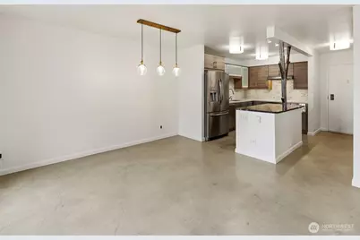 2100 3rd Avenue #602, Seattle, WA 98121 - Photo 9