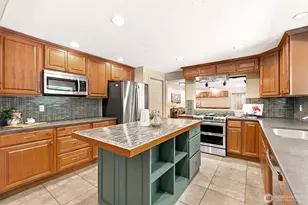 28222 183rd Ave SE, Kent, WA 98042 - Photo 9