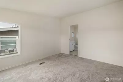 1012 Shawn Avenue, Oak Harbor, WA 98277 - Photo 27