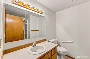 112 W 2nd St, Everson, WA 98247 - Photo 15