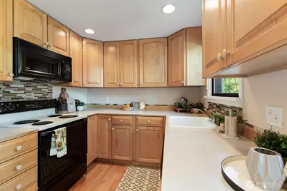 16025 10th Ave NE, Shoreline, WA 98155 - Photo 15