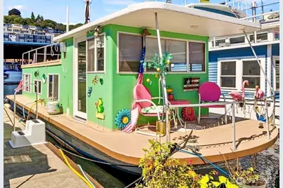 2040 Westlake Avenue N #Slip14, Seattle, WA 98109 - Photo 1