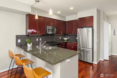 125 Ferncliff Avenue NE #E242, Bainbridge Island, WA 98110 - Photo 11