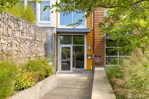 125 Ferncliff Ave NE, Bainbridge Island, WA 98110 - Photo 3
