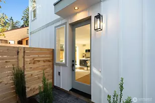 123 N 136th St, Seattle, WA 98133 - Photo 17
