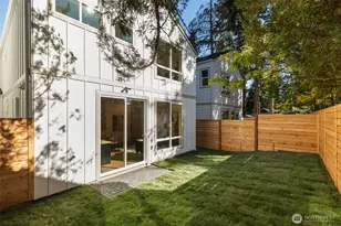 123 N 136th St, Seattle, WA 98133 - Photo 35