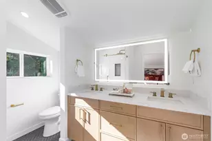 123 N 136th St, Seattle, WA 98133 - Photo 21