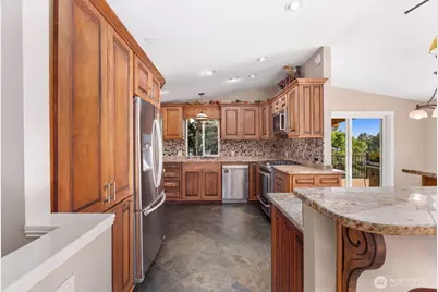 13730 SE 23rd Lane, Bellevue, WA 98005 - Photo 9