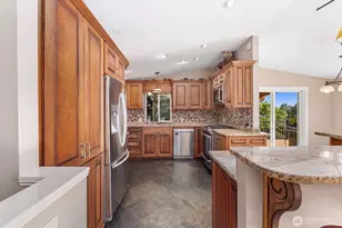 13730 SE 23rd Ln, Bellevue, WA 98005 - Photo 9