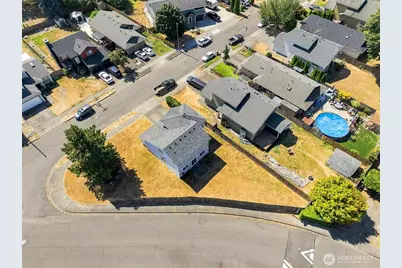 6521 26th St NE, Tacoma, WA 98422 - Photo 3