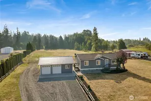 7633 Avery Ln, Custer, WA 98240 - Photo 7