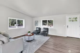 7633 Avery Ln, Custer, WA 98240 - Photo 15