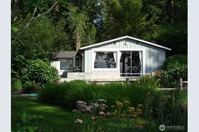 3722 Forest Beach Drive, Gig Harbor, WA 98335 - Photo 9