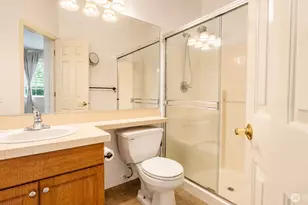 13000 Admiralty Way, Everett, WA 98204 - Photo 17